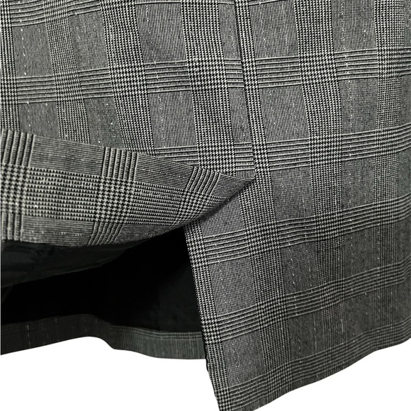 Pencil Skirt Grey Silver Back Split Zip Closure Women’s Size 14 - Picture 4 of 7